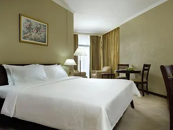 Отель BERJAYA BEAU VALLON BAY RESORT 4*