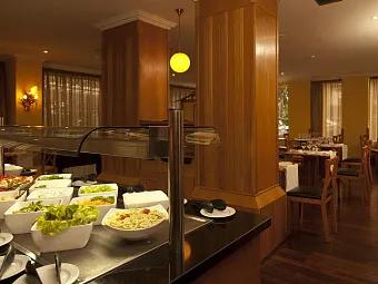 VILA GALE ESTORIL 4*