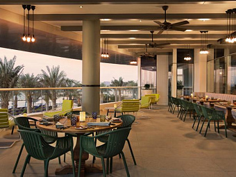 DOUBLETREE BY HILTON DUBAI JUMEIRAH BEACH 4*