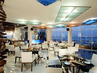 Отель GARDEN CLIFF RESORT 5 *