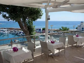 GOLDEN COAST HOTEL 4*