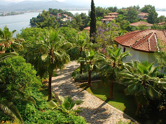 CLUB & HOTEL LETOONIA HV-1/5*