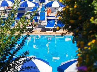 Отель OASI CASTIGLIONE 4*