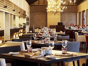 Отель CENTARA CEYSANDS RESORT & SPA 4*
