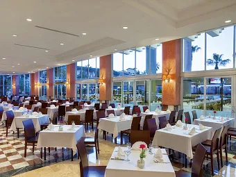 DOBEDAN WORLD PALACE 5*