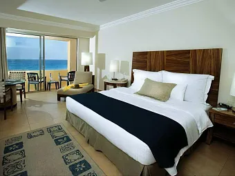 Отель FIESTA AMERICANA CONDESA 5*