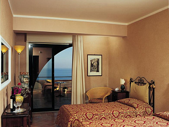 BAIA TAORMINA GRAND PALACE HOTEL & SPA 4*