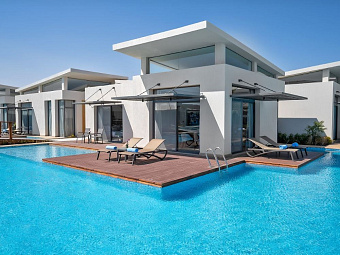 Pool & Executive Villas