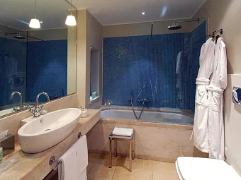 CHIA LAGUNA RESORT 5*
