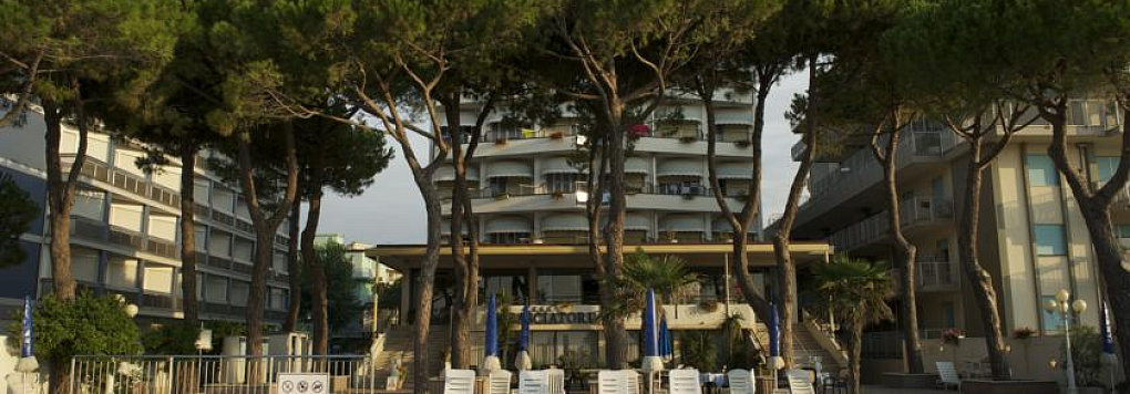 Отель AMBASCIATORI PALACE 4*. Италия, Лидо-Ди-Езоло. 