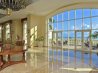 Отель IBEROSTAR ROSE HALL BEACH 5*