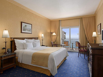    HILTON GIARDINI NAXOS 5*