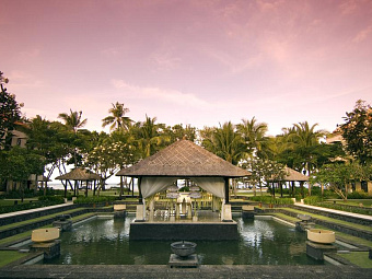  CONRAD BALI 5*