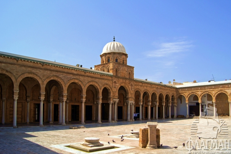 Мечеть Аль-Зайтуна в Тунисе