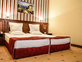  Отель KAROLINA 4*