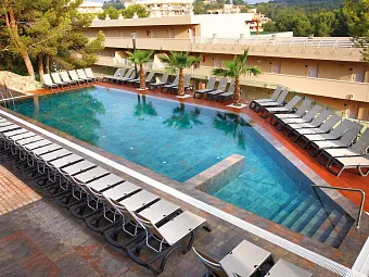 Отель OCCIDENTAL CALA VINAS 4*