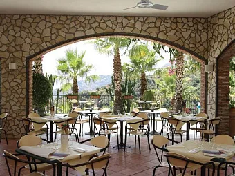 Ресторан в отеле ANTARES (LETOJANNI) 4*