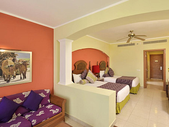 IBEROSTAR SELECTION ROSE HALL SUITES 5*