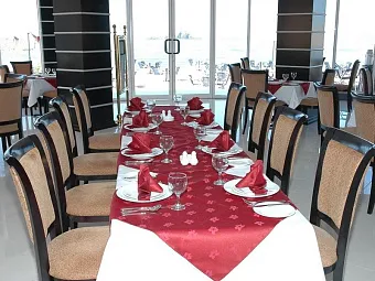 Отель ROYAL BEACH HOTEL & RESORT 4*