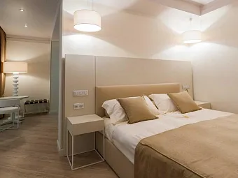 Отель VILLA ADRIANO 4*