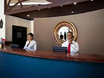 Отель CATALONIA GRAN DOMINICUS 4*