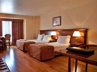 TURIM LISBOA 4*