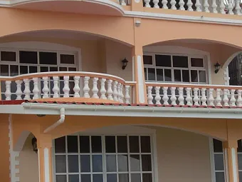 AU FOND DE MER VIEW SELF CATERING APARTMENT