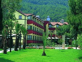 SUMELA GARDEN HOTEL 3+*