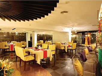 ROYAL CLIFF BEACH RESORT 5 *