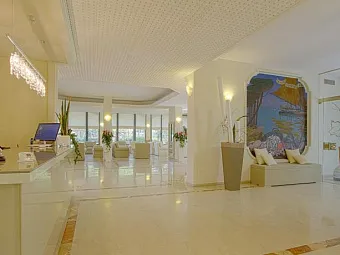 Отель MICHELANGELO 4*