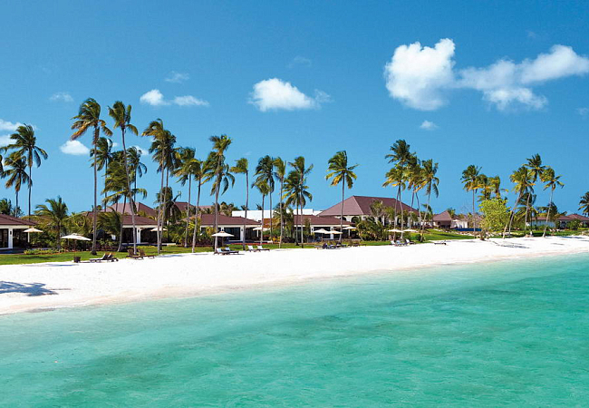 Пляжные отели в восточной и юго-восточной части Занзибара тоже хороши, но в этих местах сильно выражены отливы и приливы.