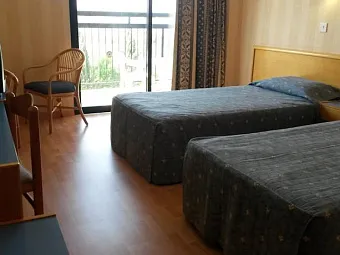 Отель KAPETANIOS BAY 3*