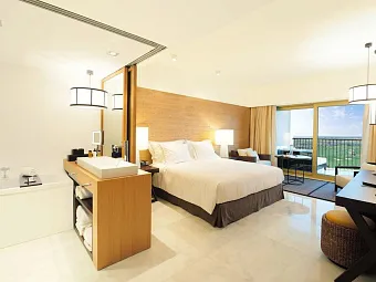 Отель TIVOLI VICTORIA 5*