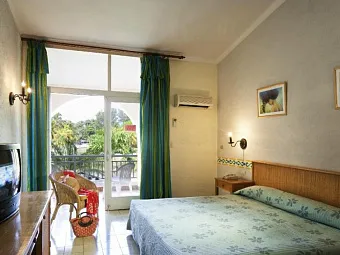 Отель STARFISH CUATRO PALMAS 3*