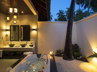 ATMOSPHERE KANIFUSHI 5*