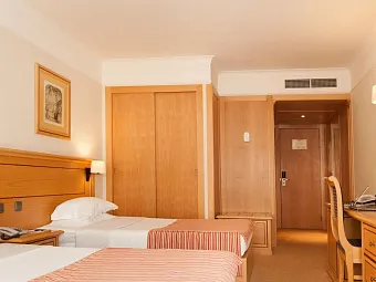 Отель REAL PALACIO 5*