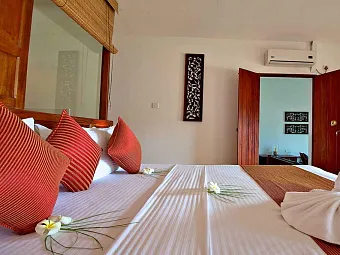 Отель LONG BEACH RESORT 4*, Шри-Ланка, Коггала.