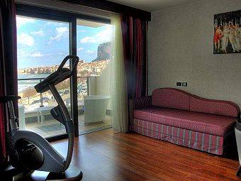 CEFALU' SEA PALACE 4*