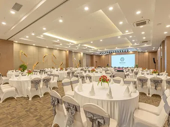 SELECTUM NOA RESORT CAM RANH 5*