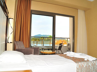 GOLDEN ROCK BEACH HOTEL 5*