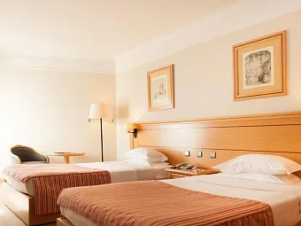 Отель REAL PALACIO 5*