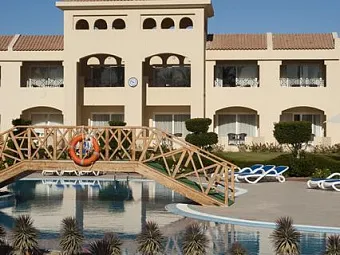 CLEOPATRA LUXURY RESORT MAKADI BAY 5*