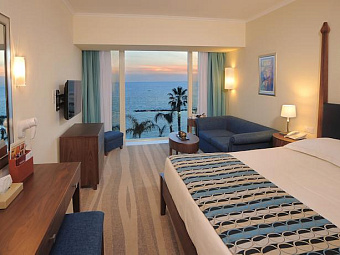 ALEXANDER THE GREAT BEACH HOTEL 4*