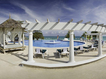 JEWEL RUNAWAY BAY BEACH & GOLF RESORT 4*