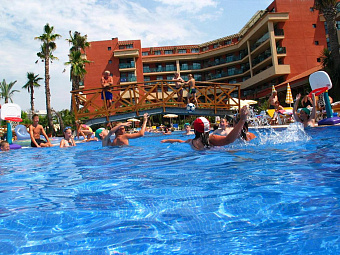 OHTELS VILLA ROMANA 4* (ех VILLA ROMANA)