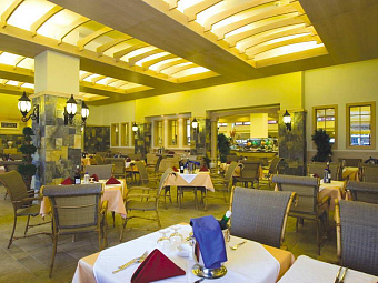 FAME RESIDENCE LARA & SPA 5*