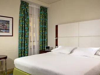 HILTON DUBAI THE WALK HOTEL 4*