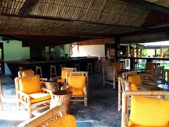 Отель BIRD ISLAND LODGE 3*