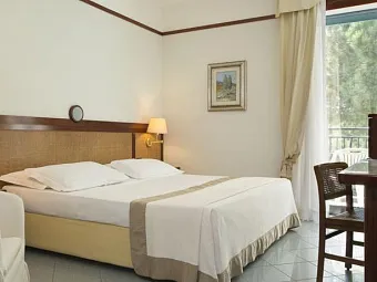 Отель BELLEVUE 4* Super