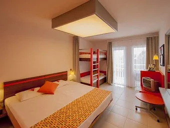 Отель OTIUM HOTEL SEVEN SEAS 5*